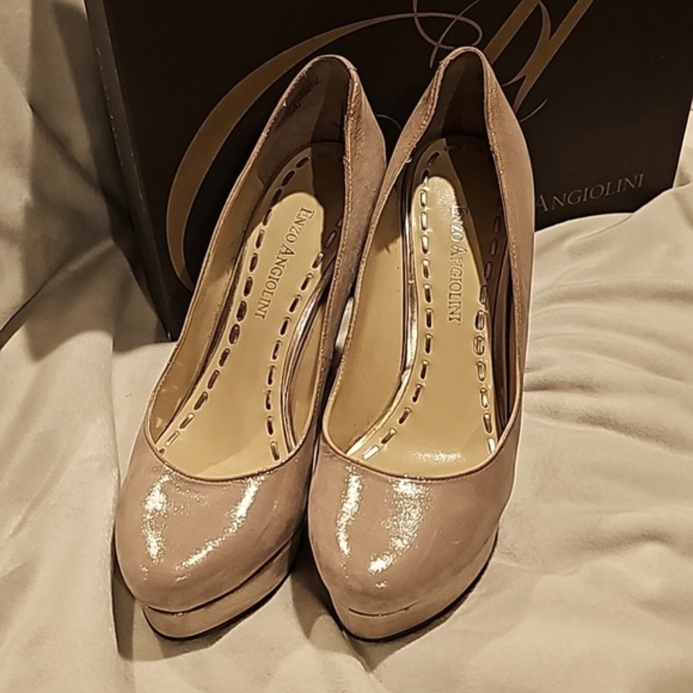 Enzo Angiolini Easmiles silver pink platform pump 5.5